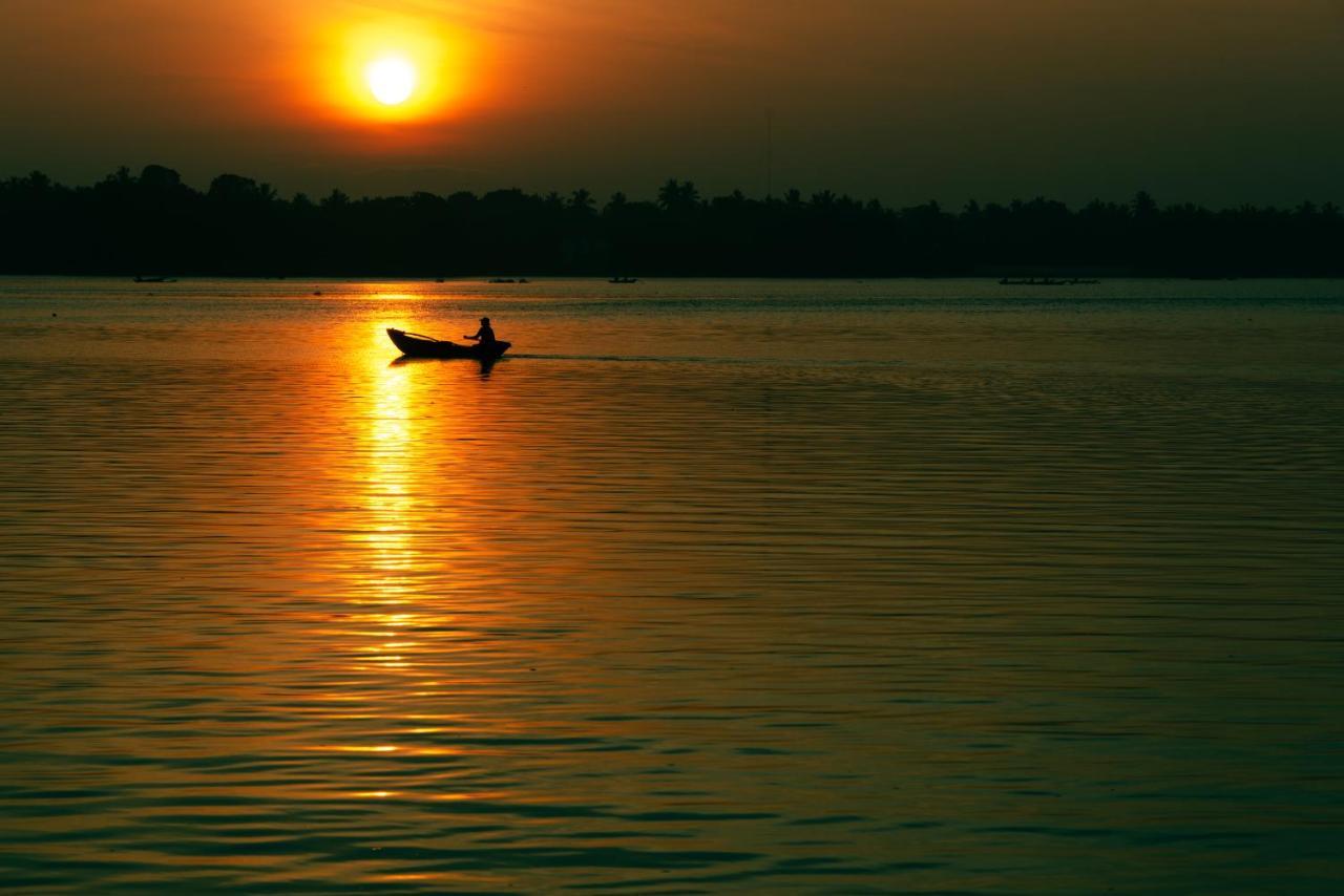 15Lmd Villa In Front Of The Lagoon Batticaloa ภายนอก รูปภาพ